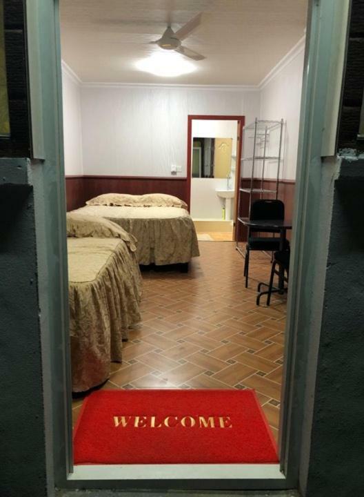 The Village Backpackers Nuku'alofa Ngoại thất bức ảnh